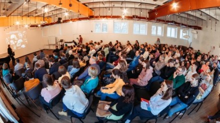 150 слушателей пришли на лекцию С. Дробышевского 5 ноября